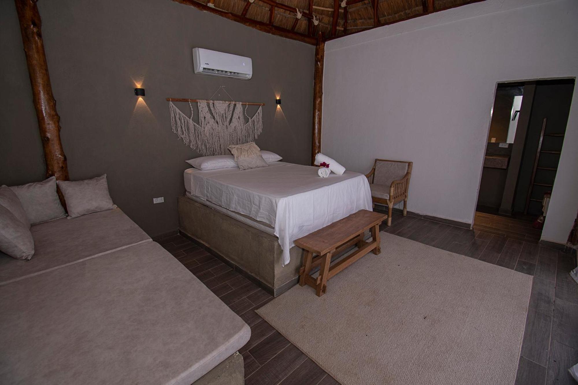 Amalife Beach Club & Hotel Tierra Bomba Exterior foto