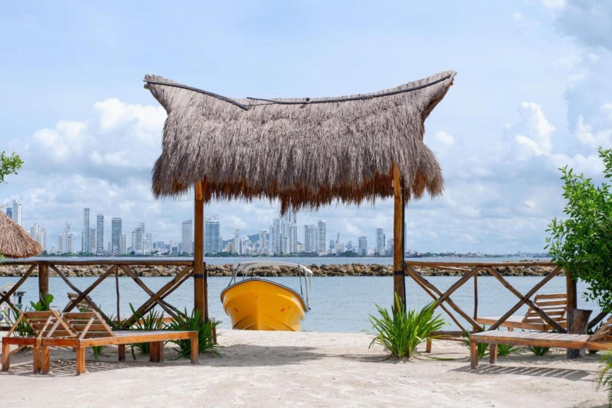 Amalife Beach Club & Hotel Tierra Bomba Exterior foto